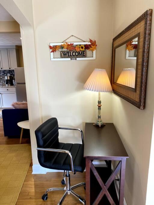 Cozy Boston Getaway Apartment! Free Parking المظهر الخارجي الصورة