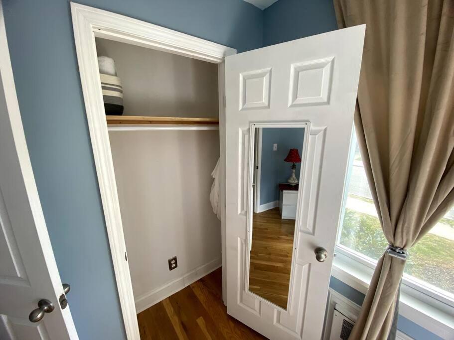 Cozy Boston Getaway Apartment! Free Parking المظهر الخارجي الصورة